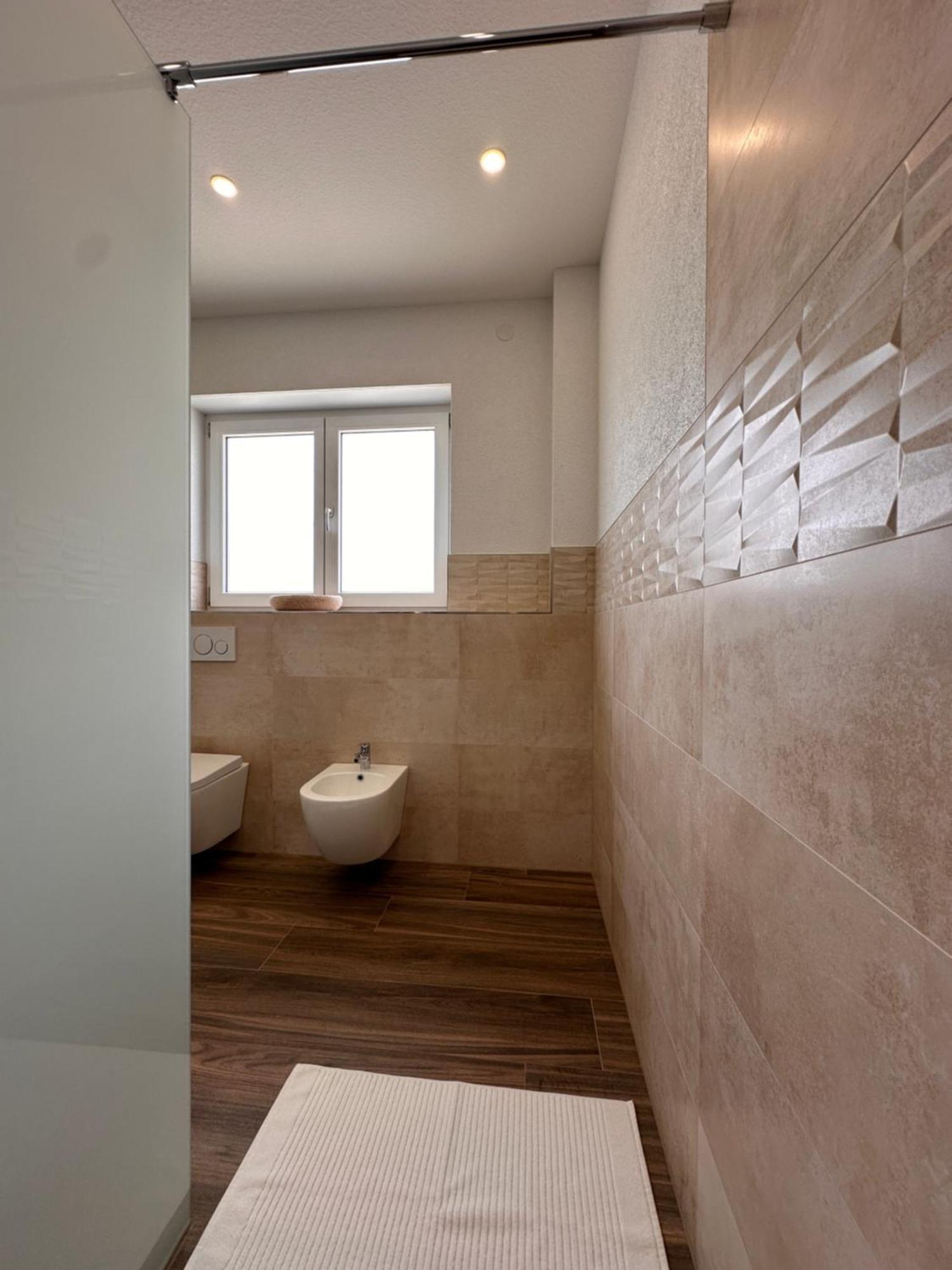 Amao-Obsidian I 120Qm I Elegantes Business- & Familienapartment I 3 Schlafzimmer I Kingsize Betten Schwanau Esterno foto