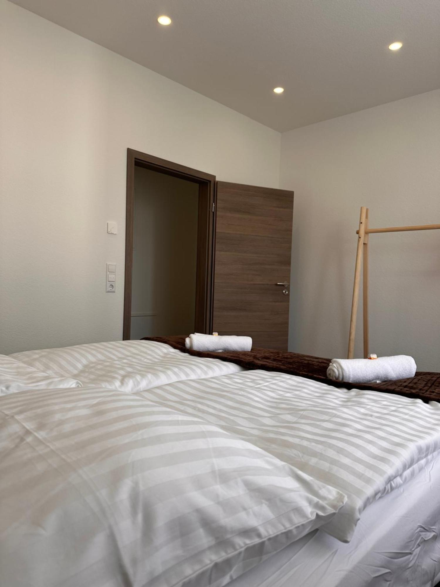 Amao-Obsidian I 120Qm I Elegantes Business- & Familienapartment I 3 Schlafzimmer I Kingsize Betten Schwanau Esterno foto