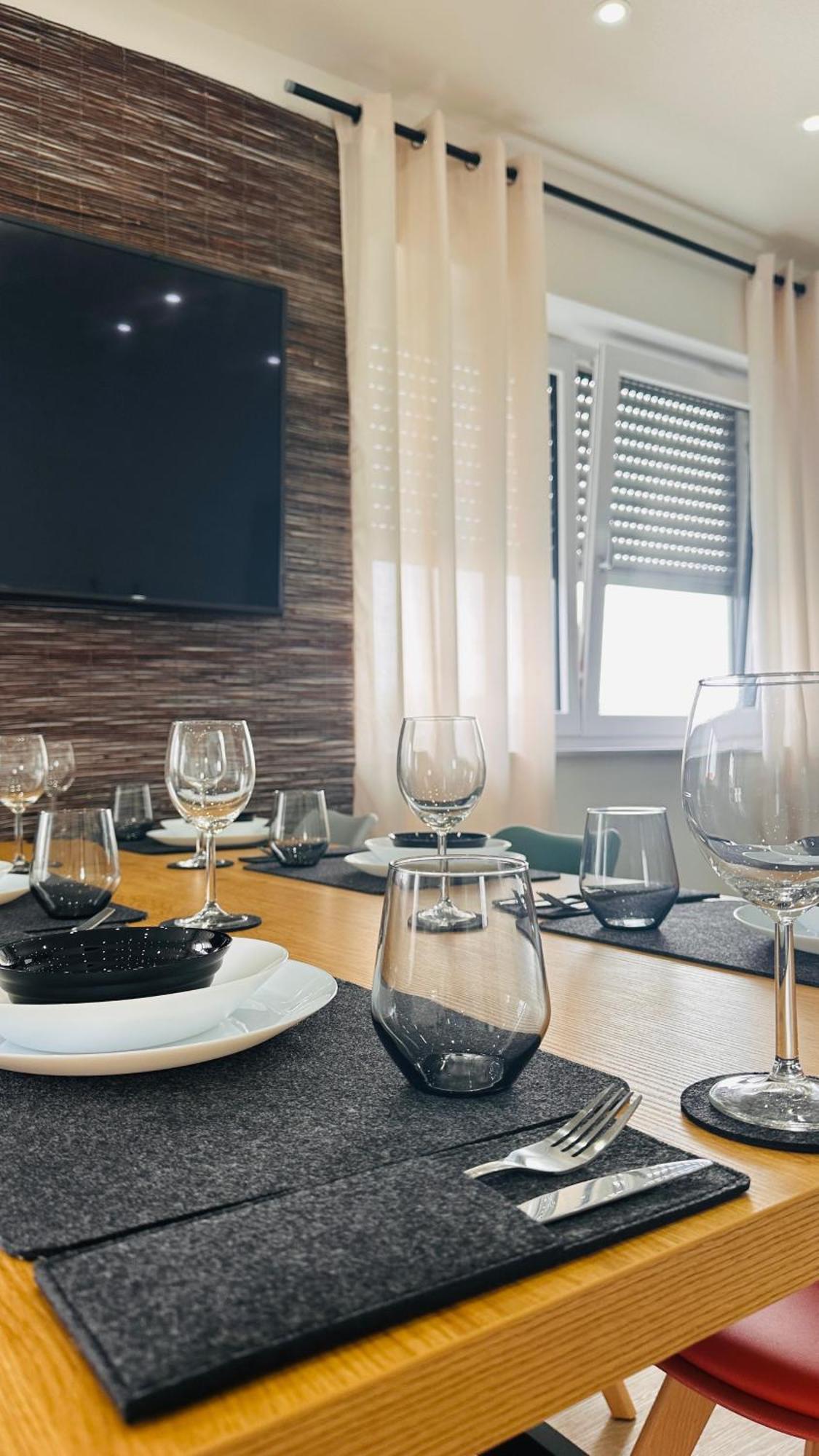 Amao-Obsidian I 120Qm I Elegantes Business- & Familienapartment I 3 Schlafzimmer I Kingsize Betten Schwanau Esterno foto